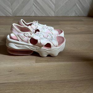 Nike AirMax Platform Sandals 7.5